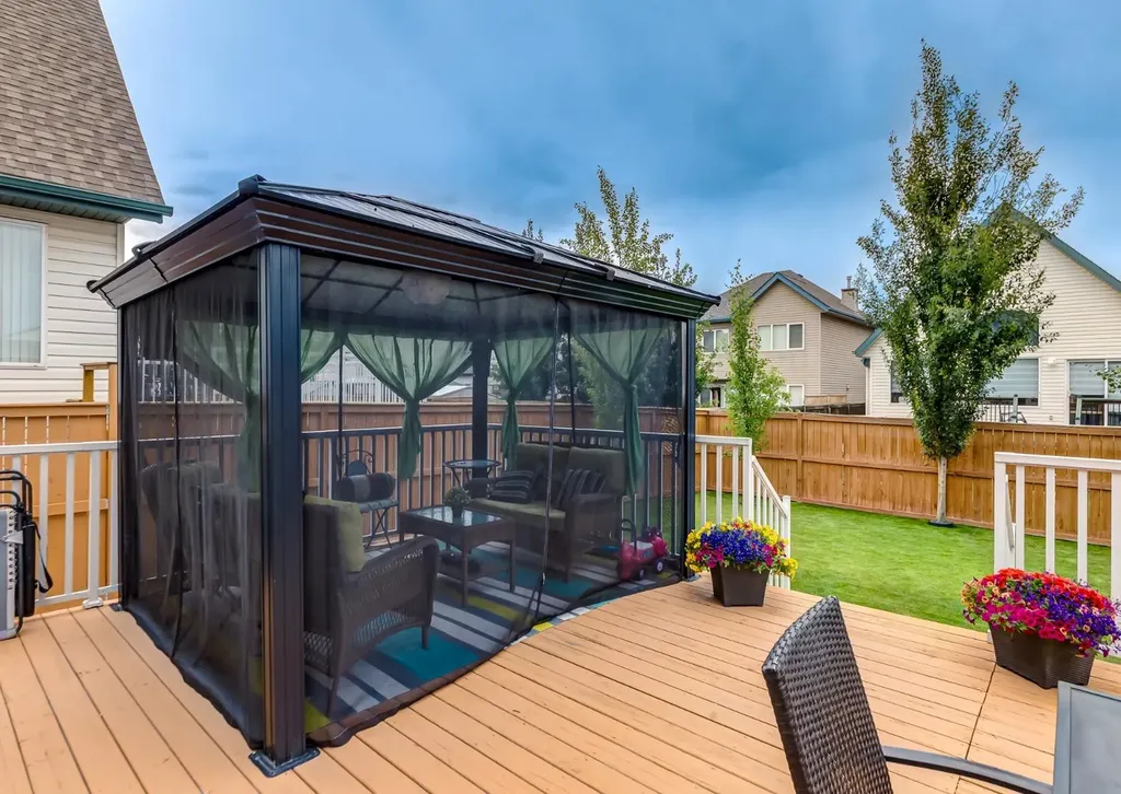 124 Copperfield Green SE Calgary AB T2Z 4T9