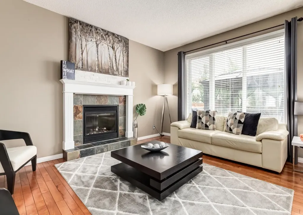 124 Copperfield Green SE Calgary AB T2Z 4T9