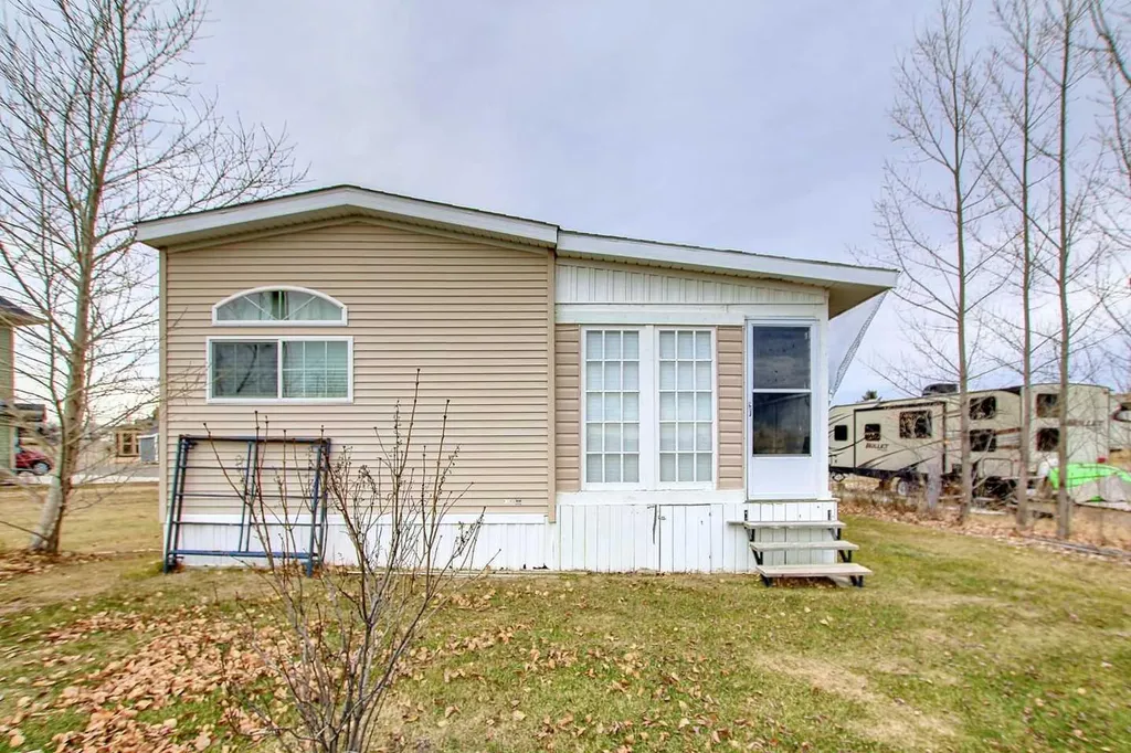25054 South Pine Lake Road Rural Red Deer County AB T0M1R0