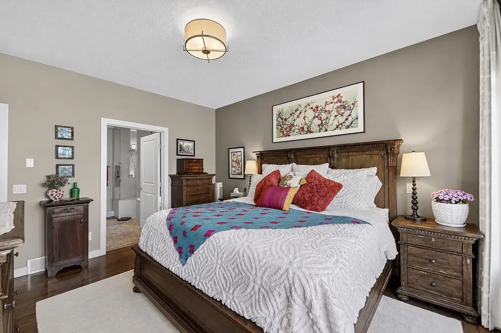43 Cortina Villas SW Calgary AB T3H 0W8