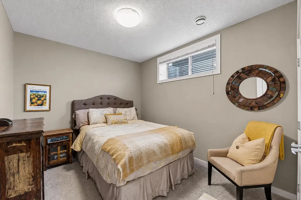 43 Cortina Villas SW Calgary AB T3H 0W8