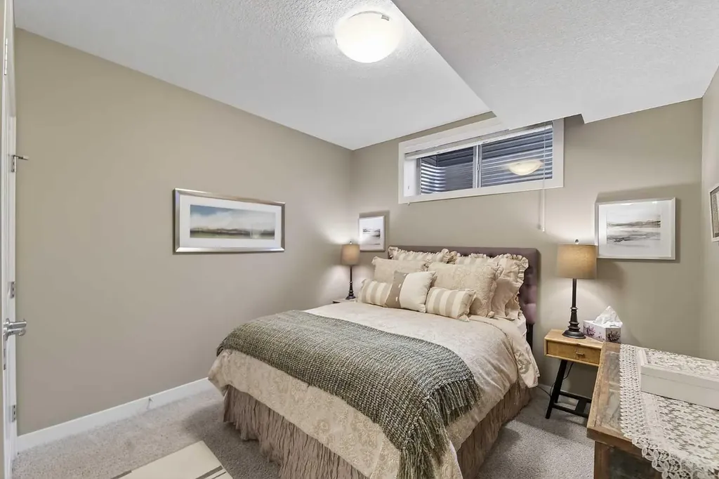 43 Cortina Villas SW Calgary AB T3H 0W8