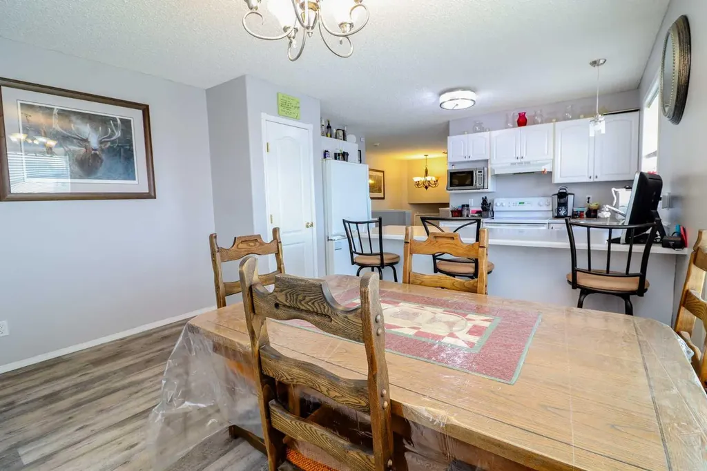 11329 92b Street Grande Prairie AB T8V 7E9