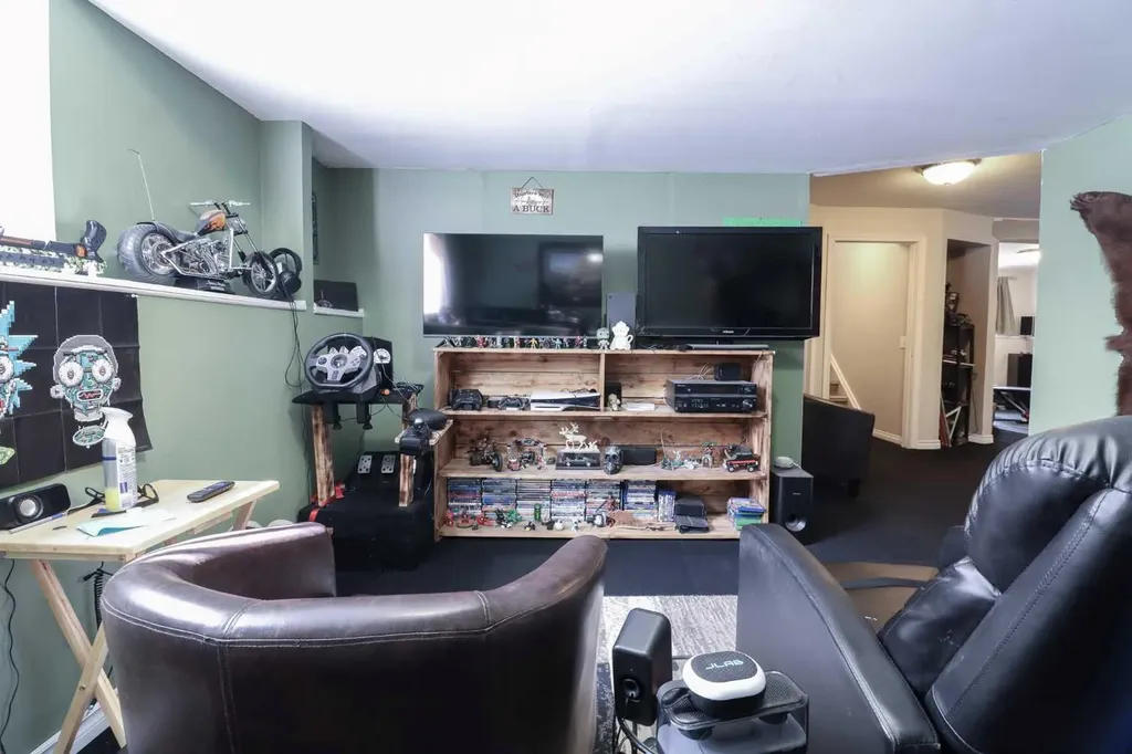 11329 92b Street Grande Prairie AB T8V 7E9