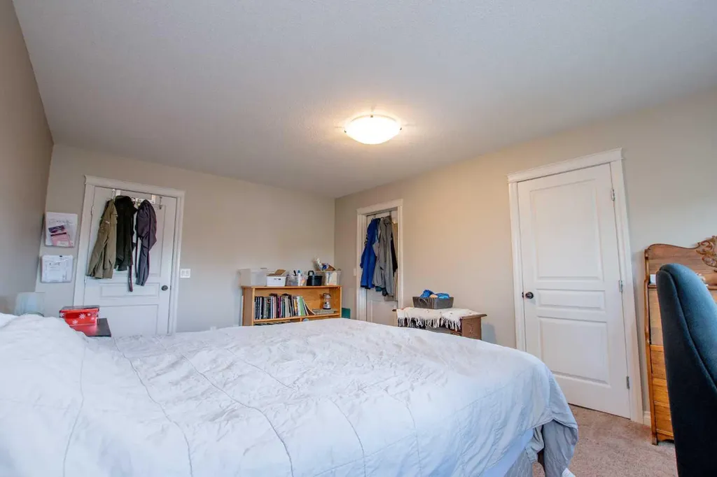 7013 115 Street Grande Prairie AB T8W 0E8