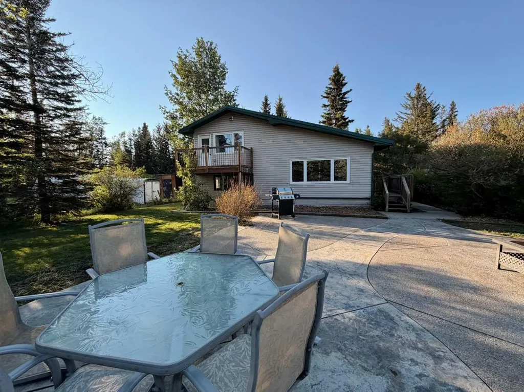 987 1 Avenue Sundre AB T0M 1X0