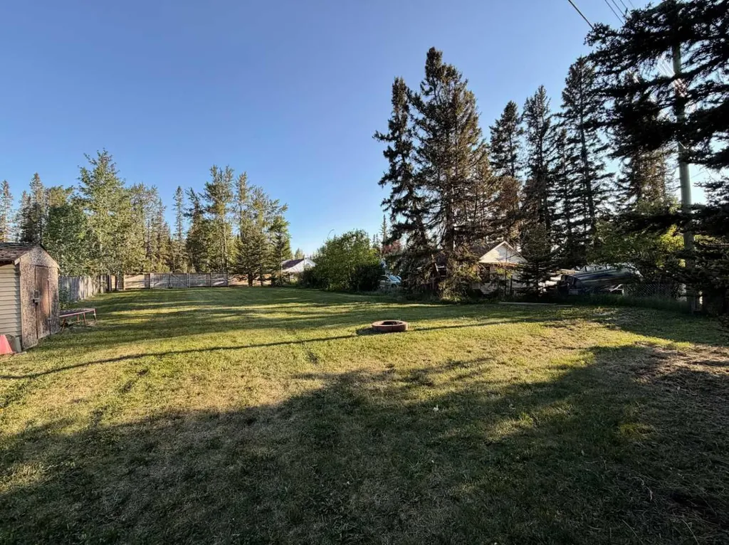 987 1 Avenue Sundre AB T0M 1X0
