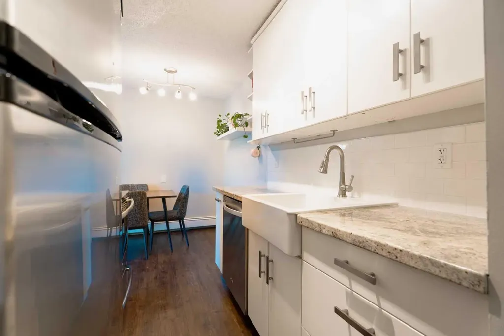 1829 11 Avenue SW Calgary AB T3C 0N7