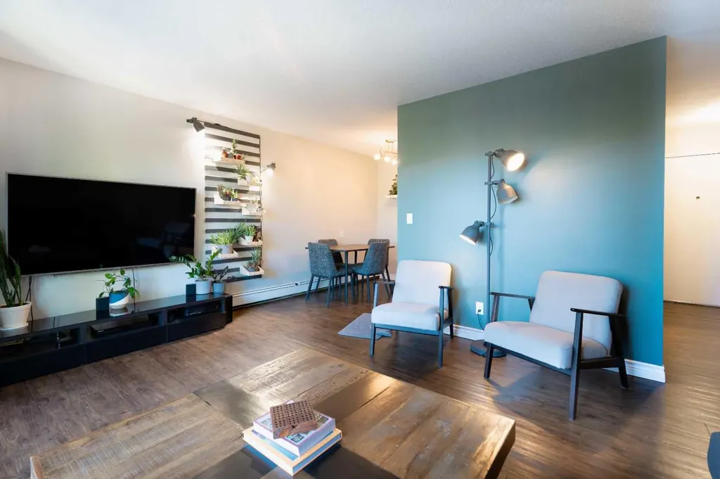 1829 11 Avenue SW Calgary AB T3C 0N7
