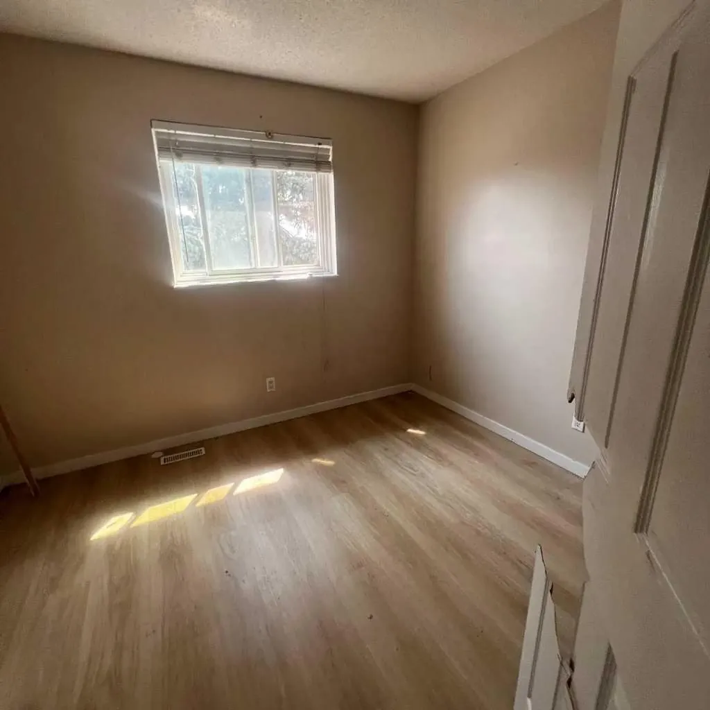 140 Martindale Boulevard NE Calgary AB t3j2x5