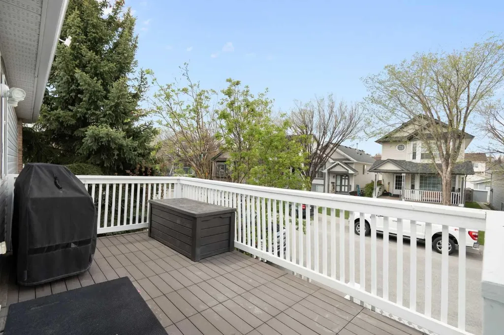 38 Hidden Spring Circle NW Calgary AB T3A 5H3