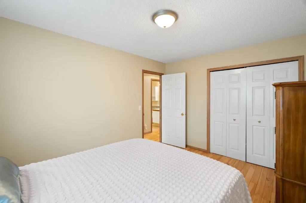 38 Hidden Spring Circle NW Calgary AB T3A 5H3