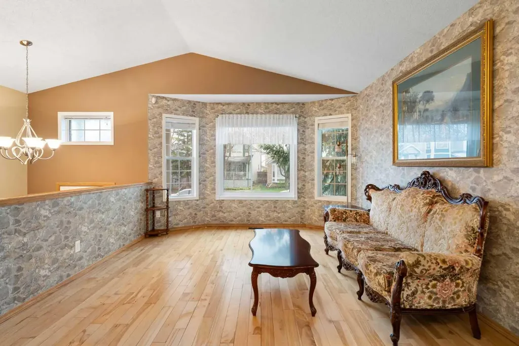 38 Hidden Spring Circle NW Calgary AB T3A 5H3