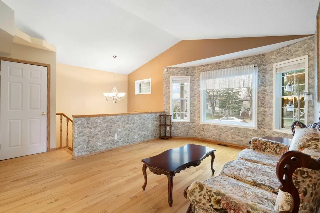 38 Hidden Spring Circle NW Calgary AB T3A 5H3