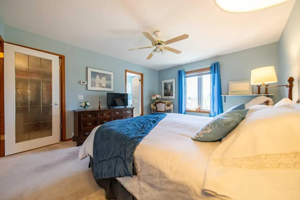 76 Sunset Crescent Okotoks AB T1S 1P5