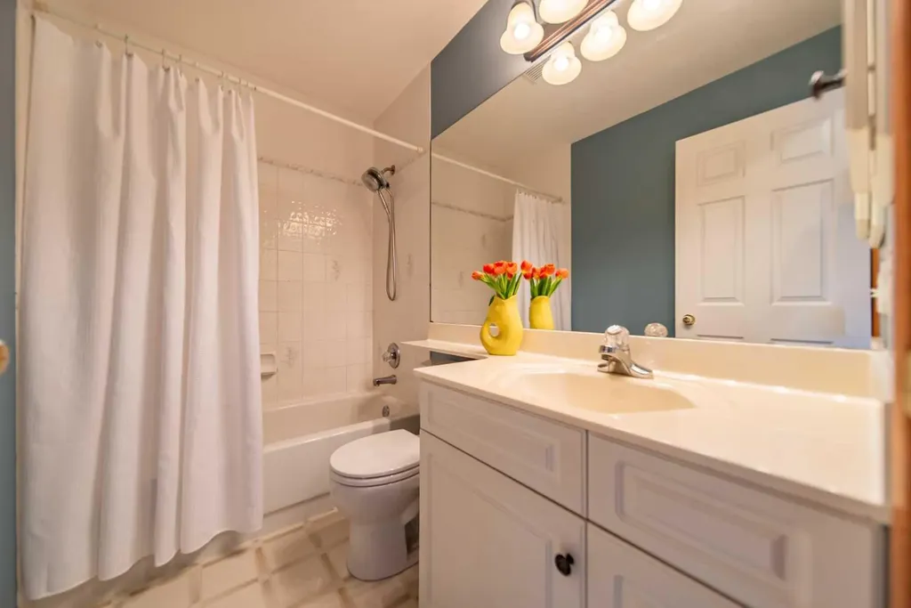 76 Sunset Crescent Okotoks AB T1S 1P5
