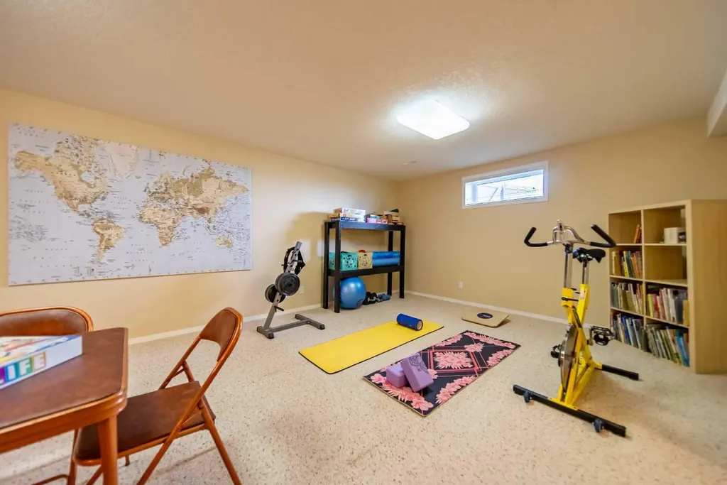 76 Sunset Crescent Okotoks AB T1S 1P5