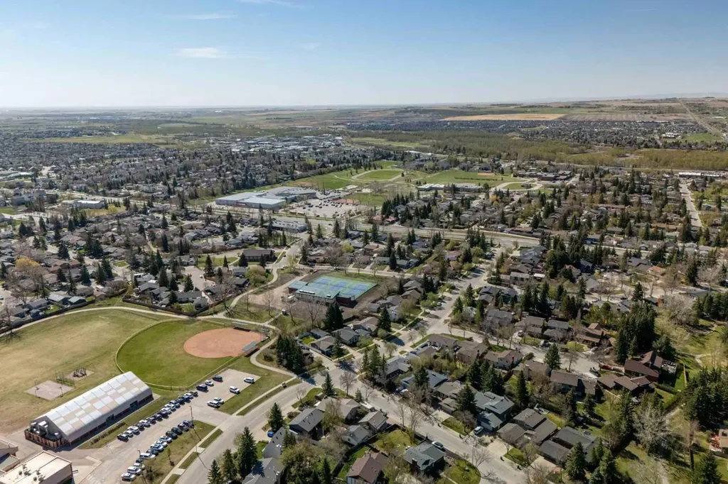 76 Sunset Crescent Okotoks AB T1S 1P5