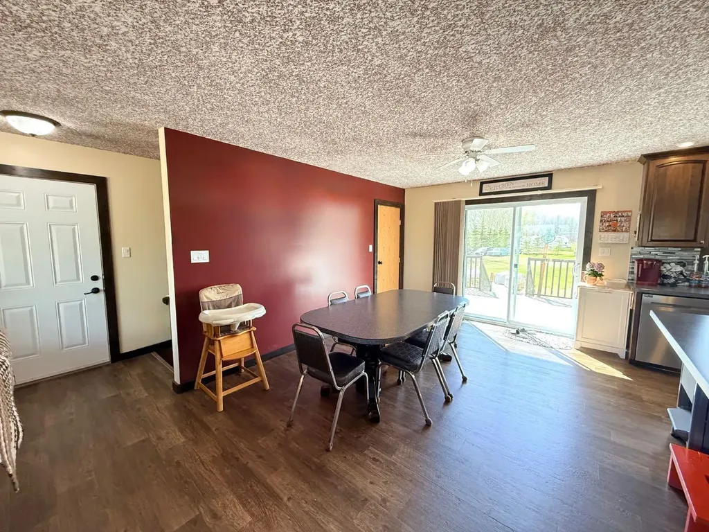 9206 94 Street La Crete AB T0H2H0