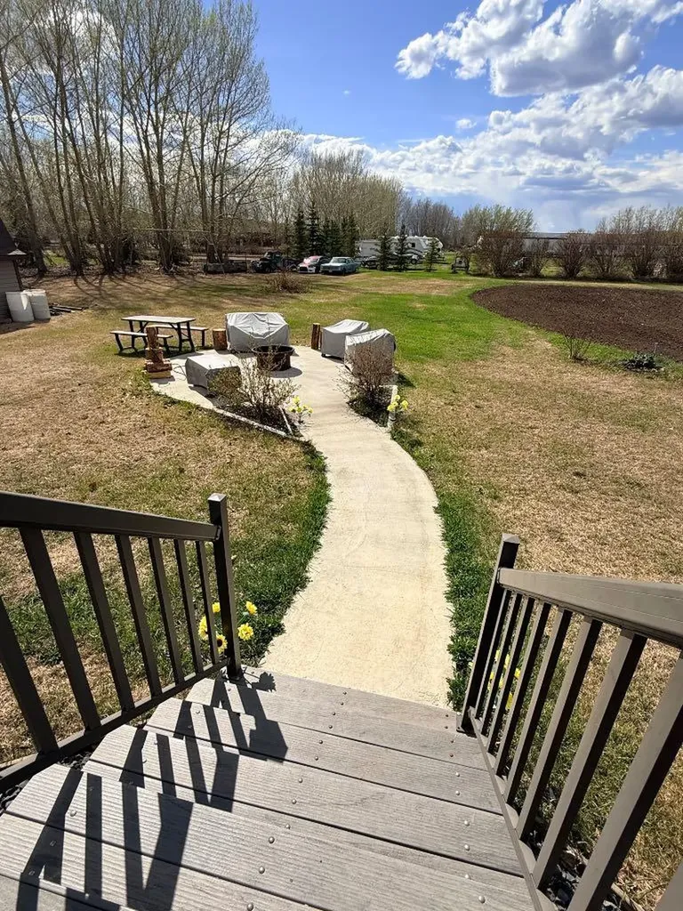 9206 94 Street La Crete AB T0H2H0