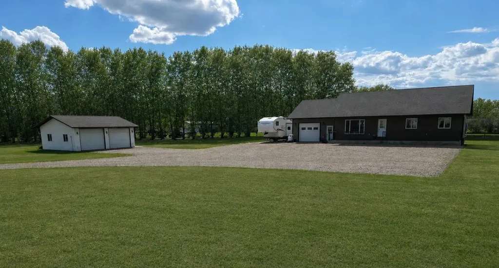 9206 94 Street La Crete AB T0H2H0