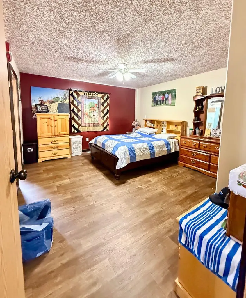9206 94 Street La Crete AB T0H2H0