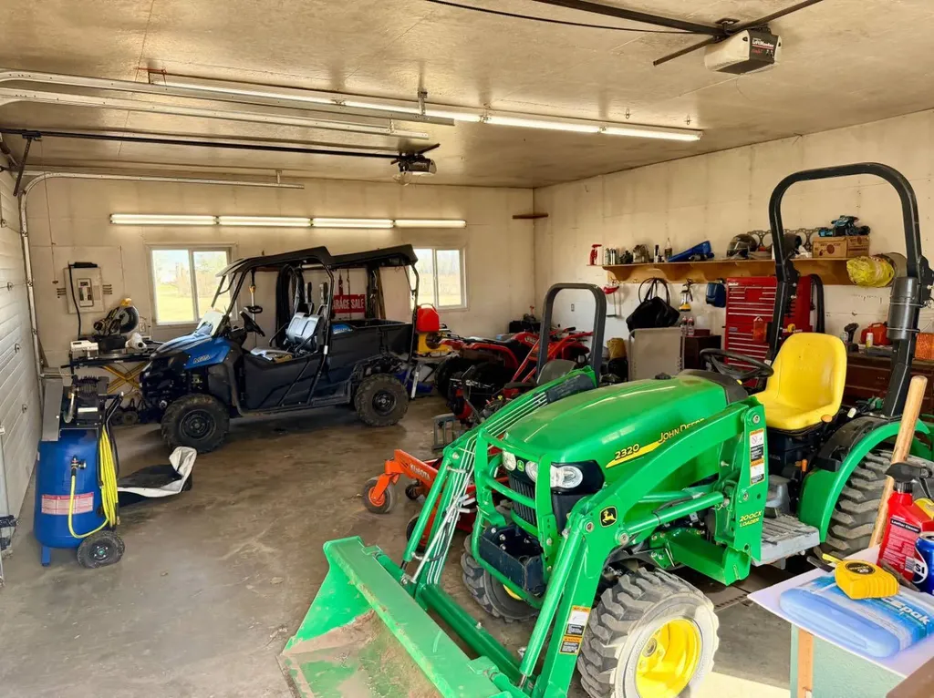 9206 94 Street La Crete AB T0H2H0