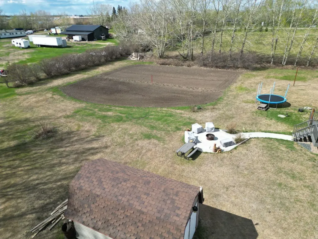 9206 94 Street La Crete AB T0H2H0