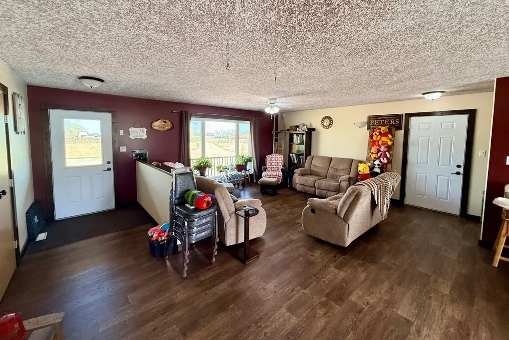 9206 94 Street La Crete AB T0H2H0