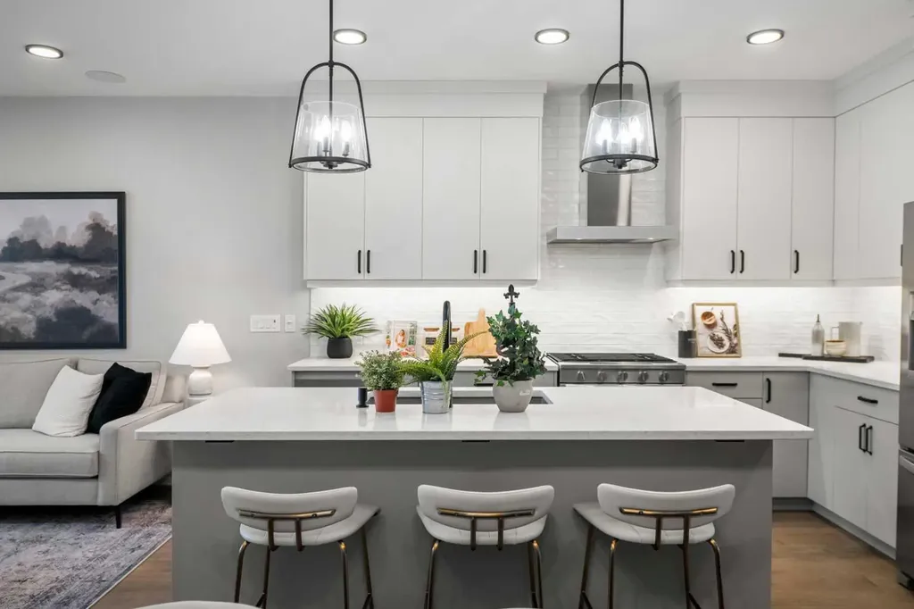 541 Bridgeport Street Chestermere AB T1X 3E1