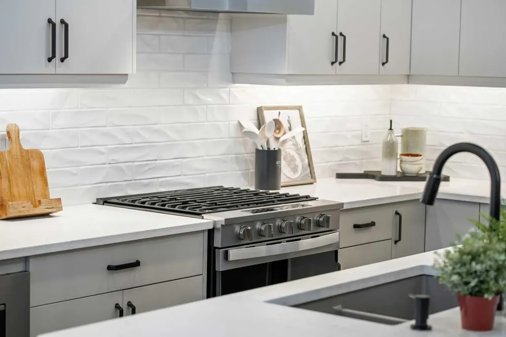 541 Bridgeport Street Chestermere AB T1X 3E1
