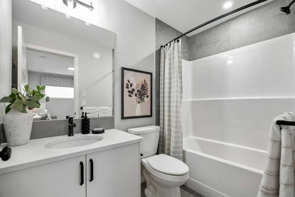 541 Bridgeport Street Chestermere AB T1X 3E1