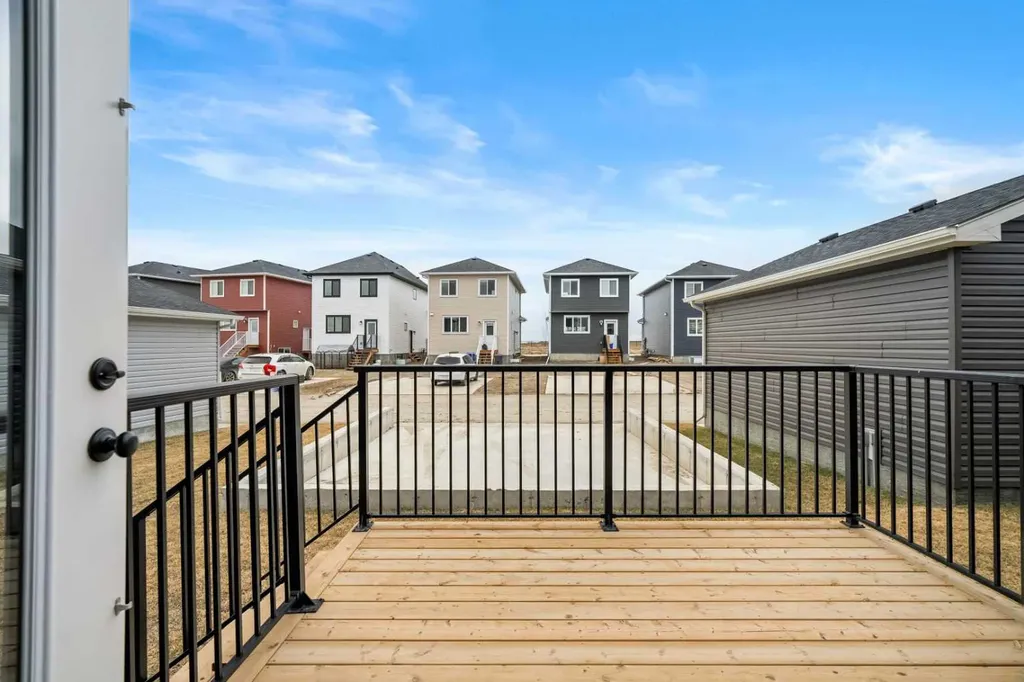 541 Bridgeport Street Chestermere AB T1X 3E1