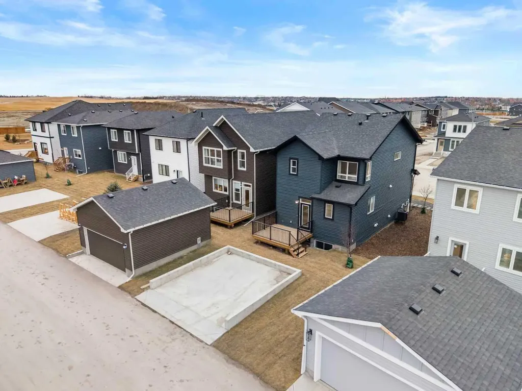 541 Bridgeport Street Chestermere AB T1X 3E1