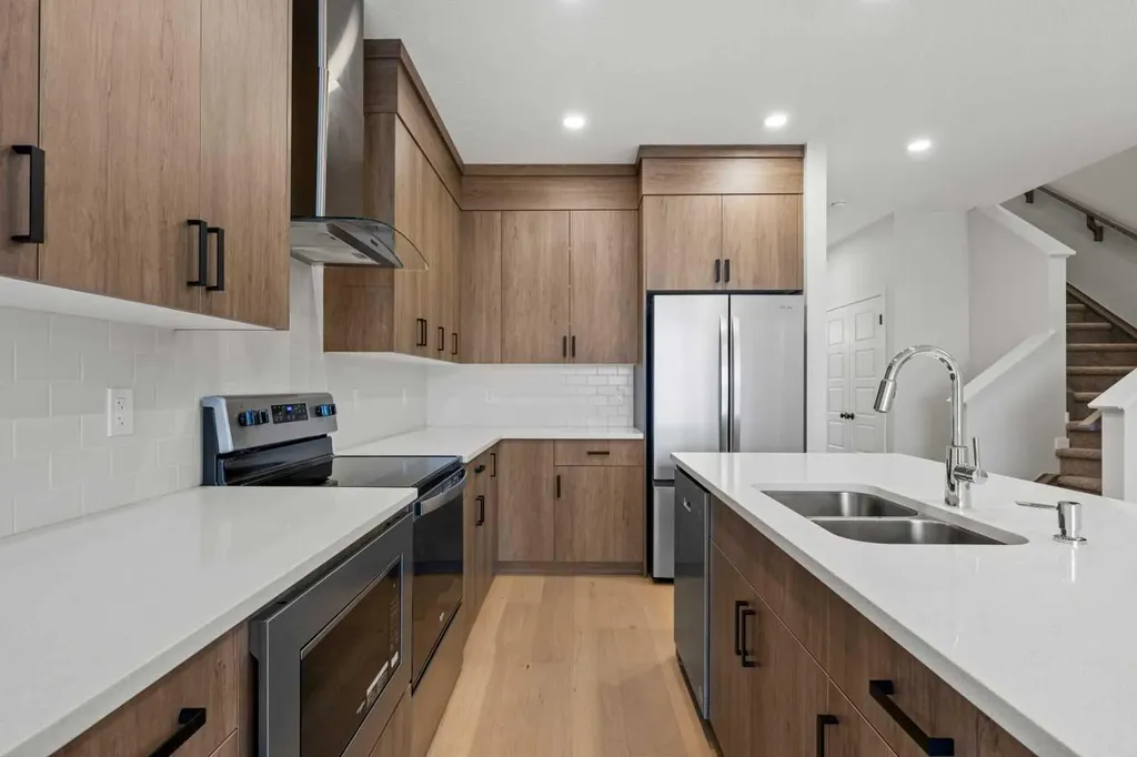 117 Bridgeport Gate Chestermere AB T1X 3E5