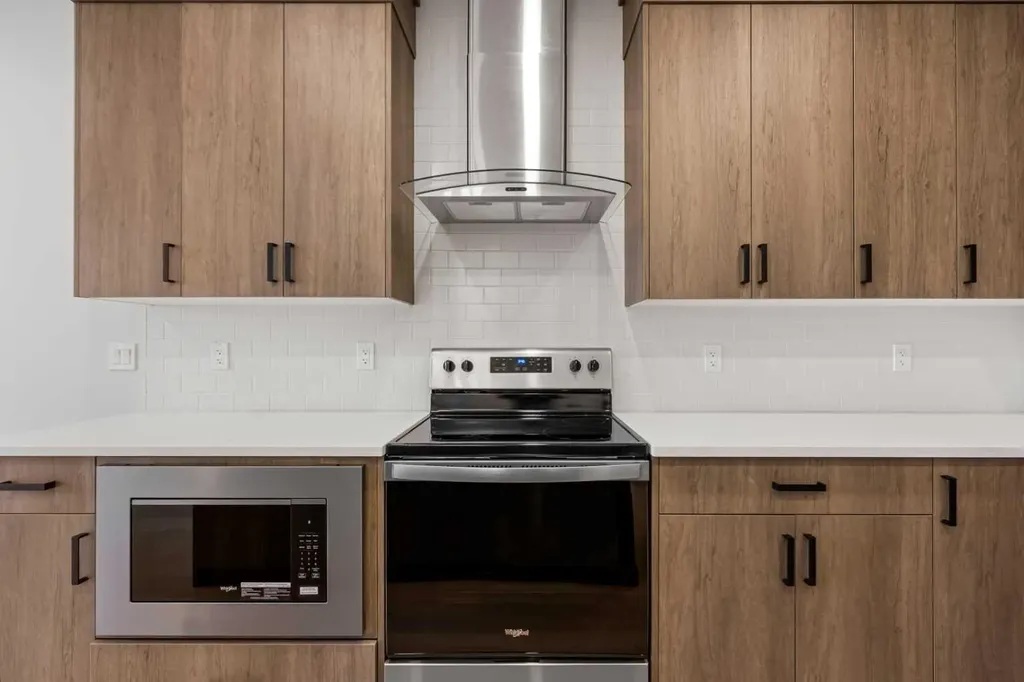 117 Bridgeport Gate Chestermere AB T1X 3E5