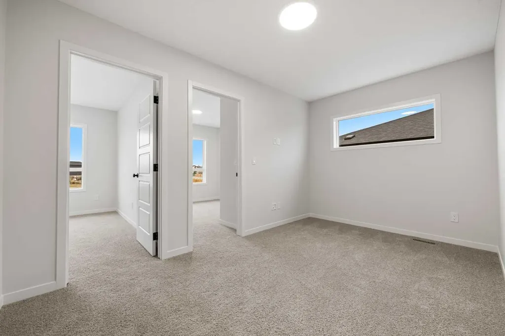 117 Bridgeport Gate Chestermere AB T1X 3E5