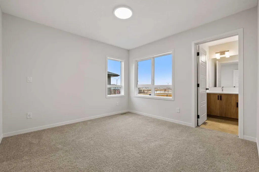 117 Bridgeport Gate Chestermere AB T1X 3E5