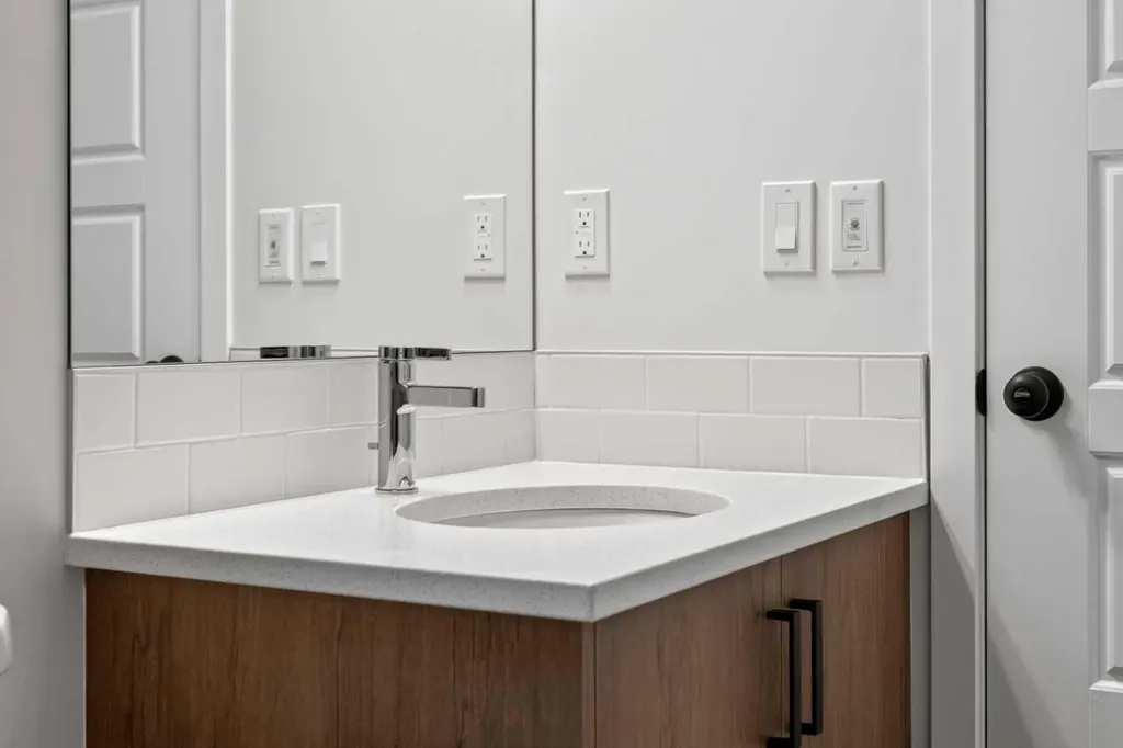 117 Bridgeport Gate Chestermere AB T1X 3E5