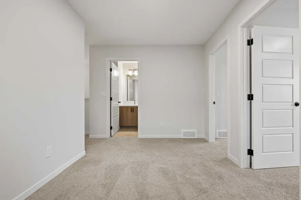 117 Bridgeport Gate Chestermere AB T1X 3E5