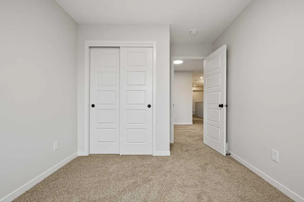 117 Bridgeport Gate Chestermere AB T1X 3E5
