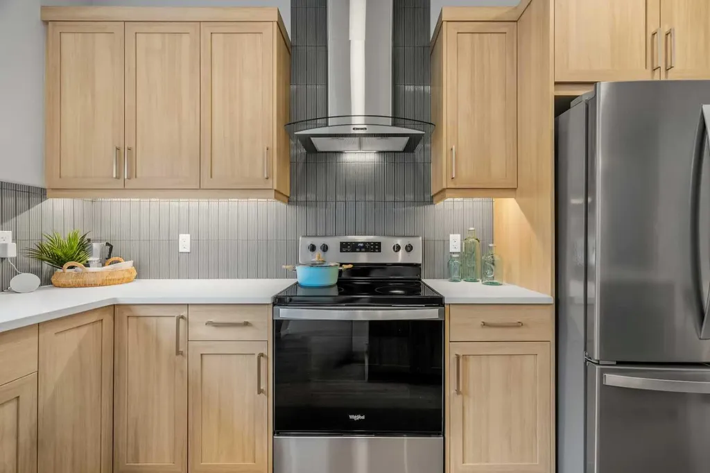 545 Bridgeport Street Chestermere AB T1X 3E1