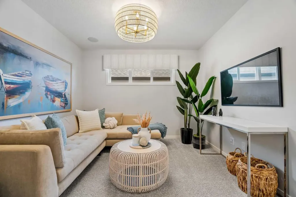 545 Bridgeport Street Chestermere AB T1X 3E1
