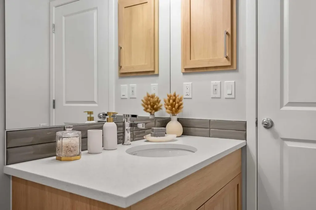 545 Bridgeport Street Chestermere AB T1X 3E1