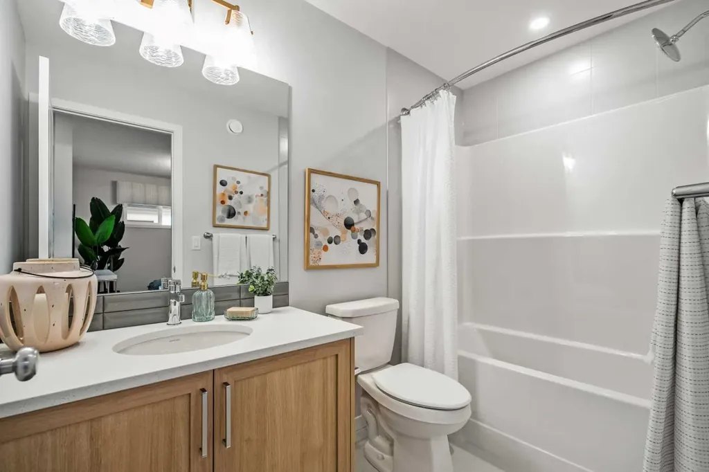 545 Bridgeport Street Chestermere AB T1X 3E1