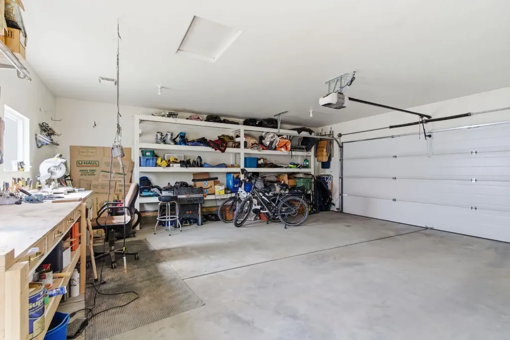 5012 Valiant Drive NW Calgary AB T3A 0Y5