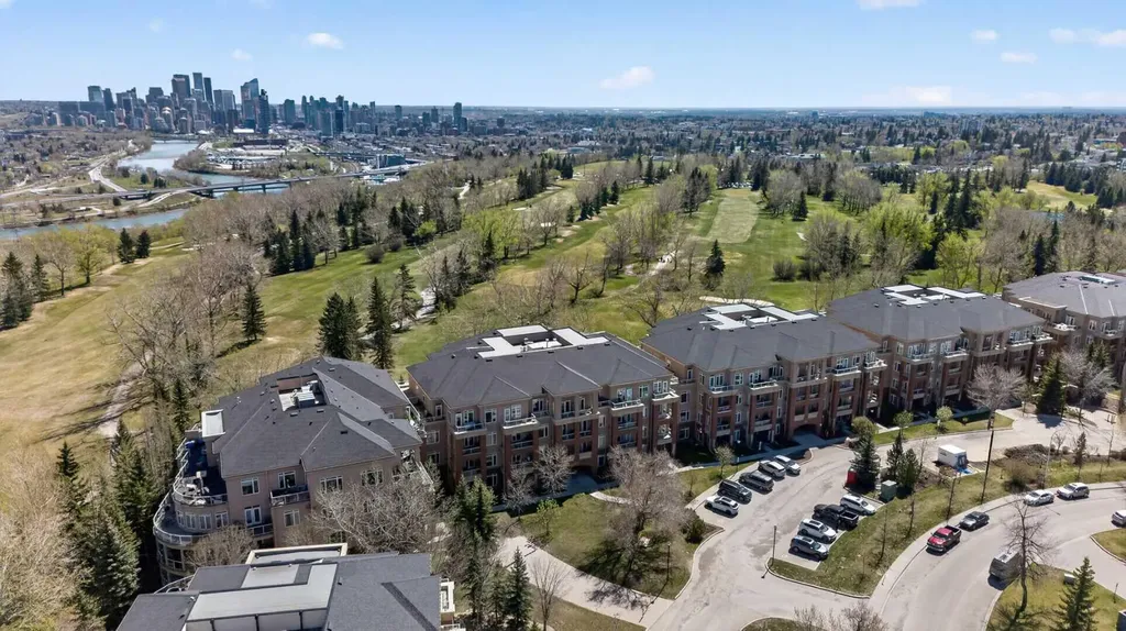 14 Hemlock Crescent SW Calgary AB T3C 2Z1