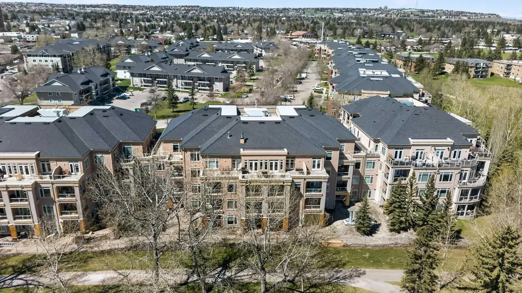 14 Hemlock Crescent SW Calgary AB T3C 2Z1