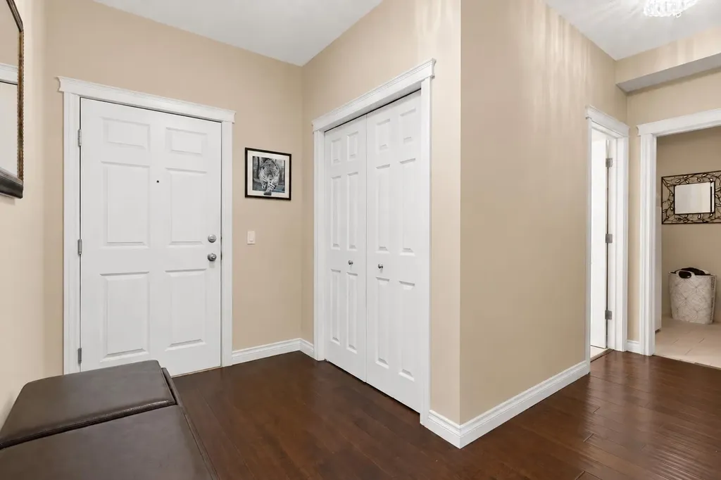 14 Hemlock Crescent SW Calgary AB T3C 2Z1