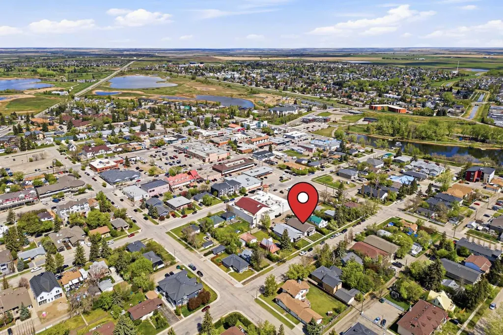 224A 5 Avenue Strathmore AB T1P 1B5